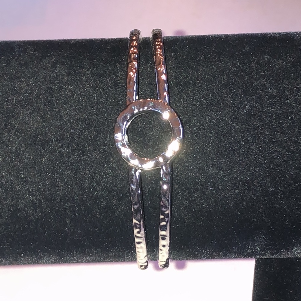 Silver Tone Hammered Circle Double-Band Bangle Bracelet